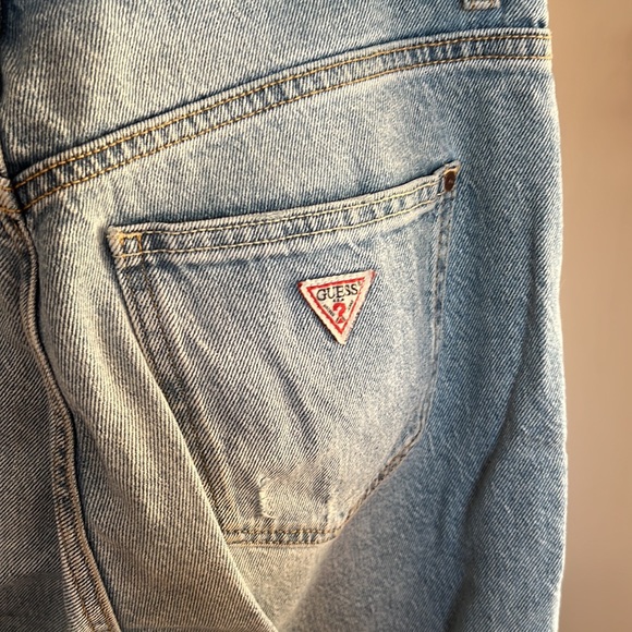 GUESS mom Jean - Picture 6 of 7